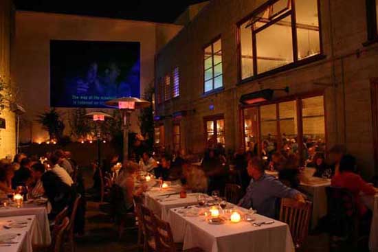Foreign-cinema-restaurant2